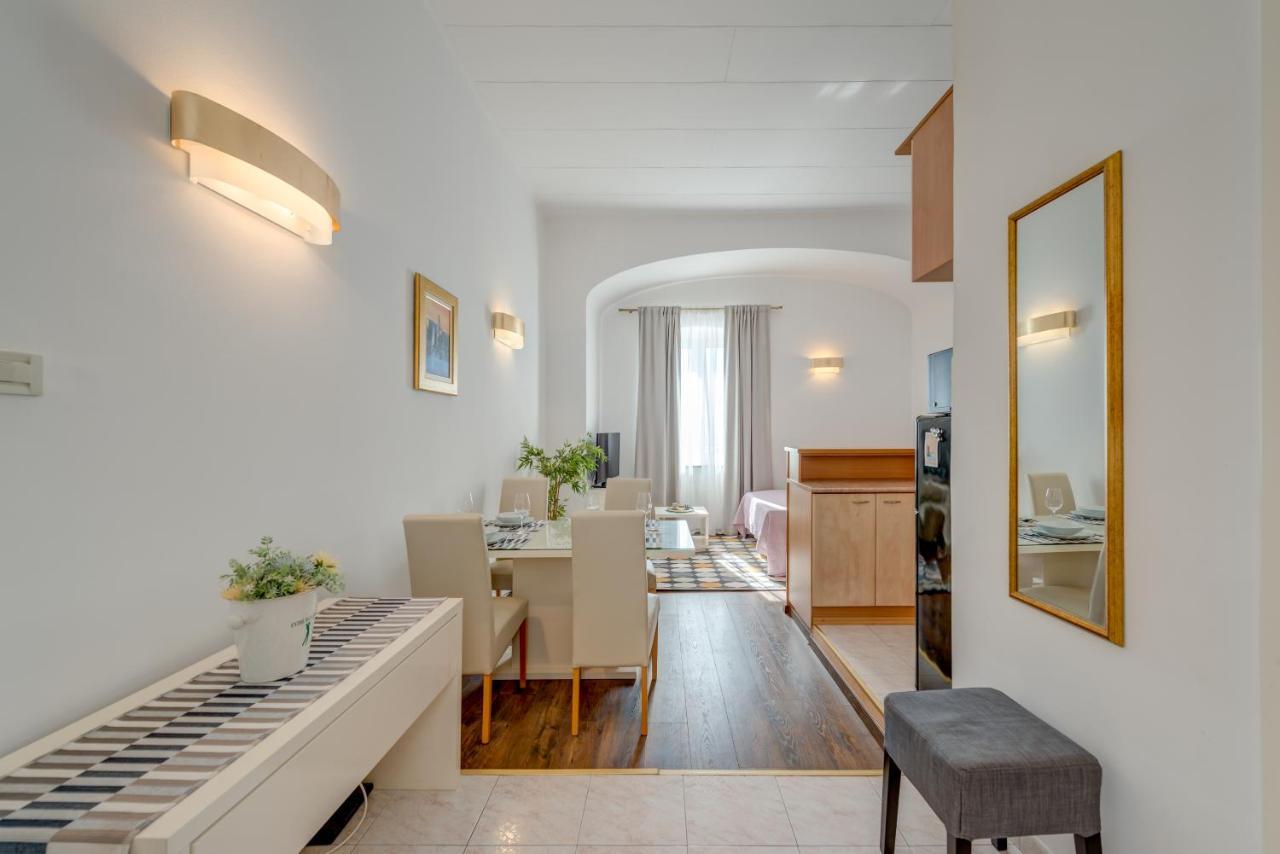 Apartments Riva Lucija By Litto Split Exterior photo